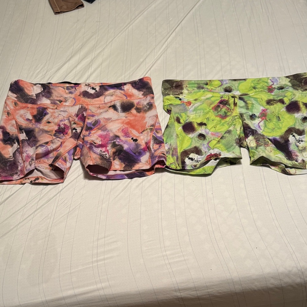 Nike Women's Multicolor Patterned Bike Shorts